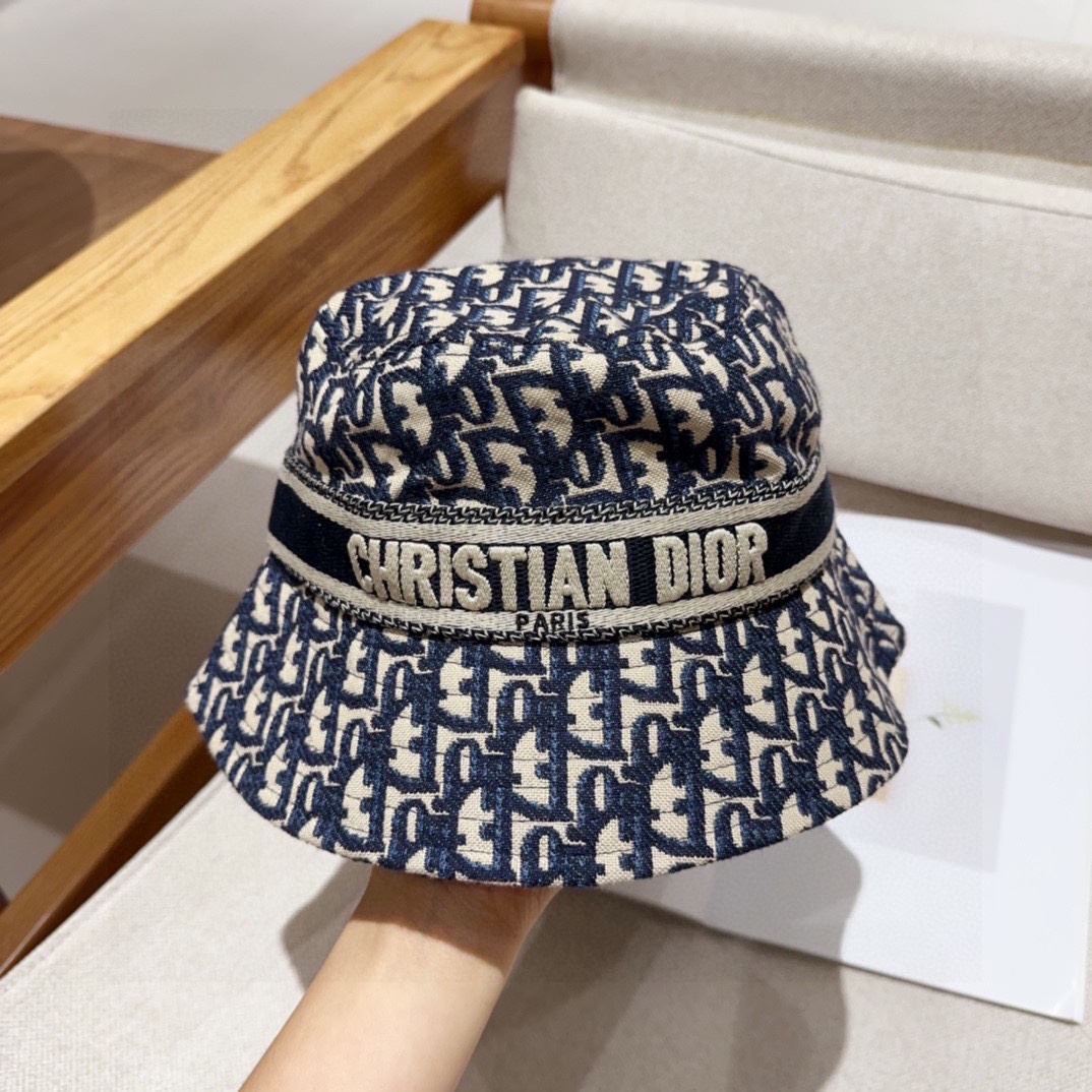 Christian Dior Caps